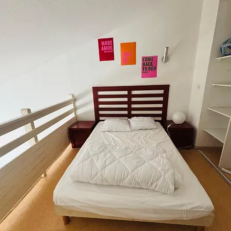 T2 4 Couchages Centre Port Du Cap D'agde , Climatisation , Piscine * Agde