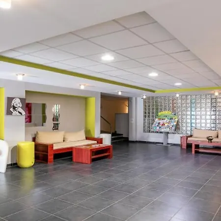 T2 4 Couchages Centre Port Du Cap D'agde , Climatisation , Piscine Διαμέρισμα *