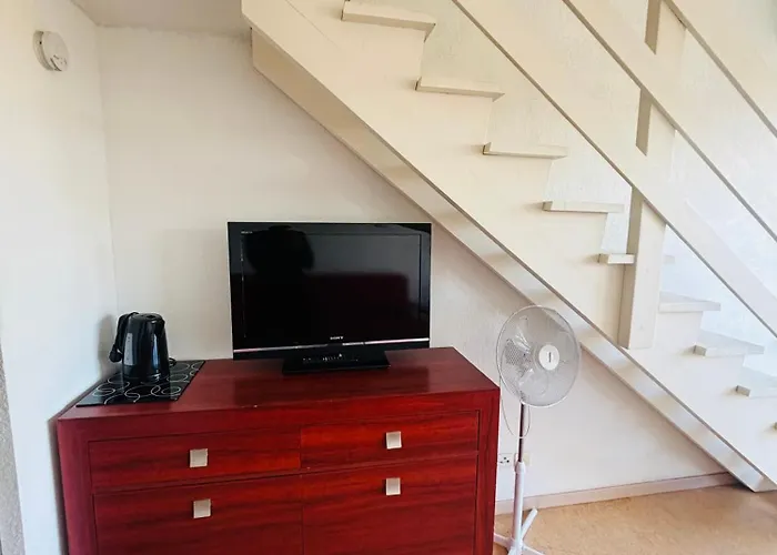 Appartamento T2 4 Couchages Port Du Cap D'agde , Climatisation , Piscine Agde